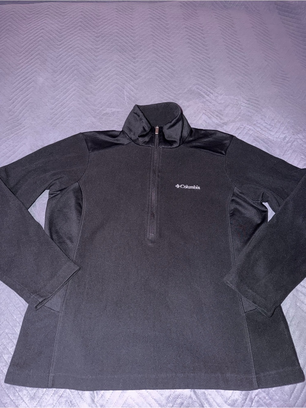 Columbia Women’s Black Quarter-Zip Fleece Pullover size L